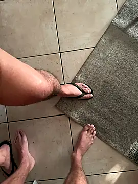 Snapshot of Manu97k chatting on 10-11-25, 02:48 Manu97k online show from 10-11-25, 02:48