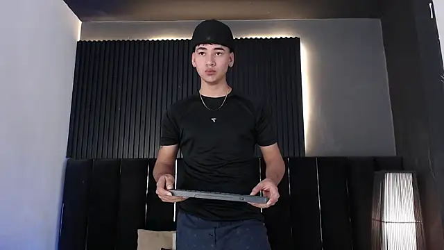 Dominic ghost online show from 07-28-26, 08:52