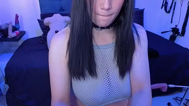 Snapshot of elowen_halley1 chatting on 11-03-25, 08:21 elowen halley1 online show from 11-03-25, 08:21