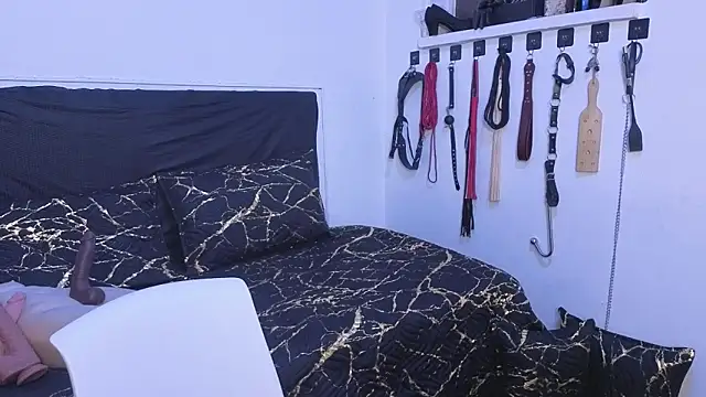 Snapshot of elowen_halley1 chatting on 11-08-25, 09:57 elowen halley1 online show from 11-08-25, 09:57