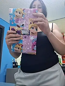 vaneza1999 online show from 12-19-25, 09:55