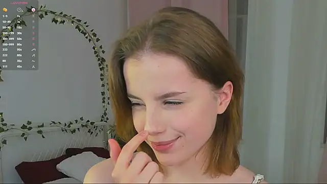 Snapshot of GabiMeshuggah chatting on 11-05-25, 08:42 GabiMeshuggah online show from 11-05-25, 08:42