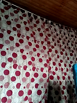 Snapshot of _sol19 chatting on 12-15-25, 10:03 sol19 online show from 12-15-25, 10:03