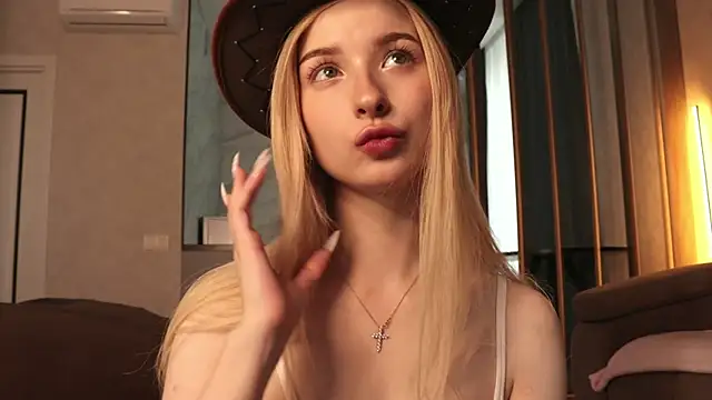 Nana Wilson online show from 04-06-26, 04:46