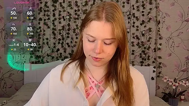 Snapshot of _influensii_ chatting on 09-15-25, 05:07  influensii  online show from 09-15-25, 05:07