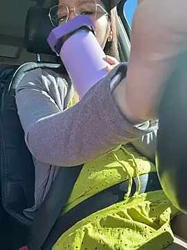 Snapshot of Mrs_MrLove chatting on 11-23-25, 07:35 Mrs MrLove online show from 11-23-25, 07:35