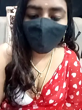 Snapshot of Tamil_Lotus chatting on 10-05-25, 05:33 Tamil Lotus online show from 10-05-25, 05:33