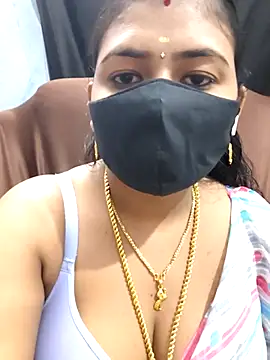 Snapshot of Tamil_Lotus chatting on 12-14-25, 05:40 Tamil Lotus online show from 12-14-25, 05:40