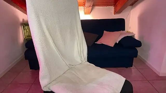 kyliebri online show from 09-12-25, 08:47