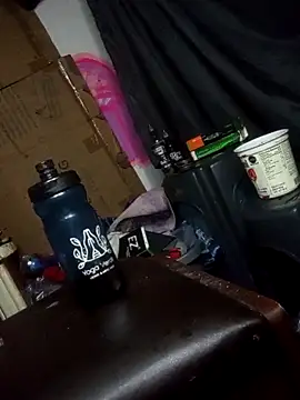 Snapshot of destroassbig2 chatting on 02-12-26, 09:15 destroassbig2 online show from 02-12-26, 09:15