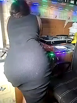 miss-maya24 online show from 11-20-25, 03:18