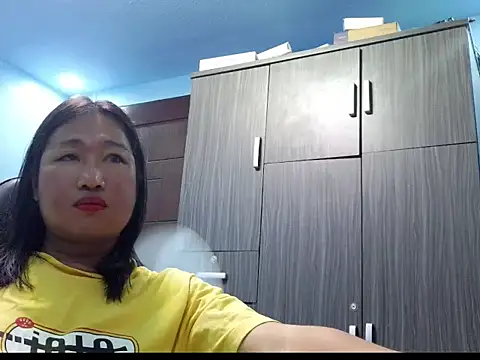 Snapshot of sluttymisuki chatting on 05-23-26, 01:37 sluttymisuki online show from 05-23-26, 01:37