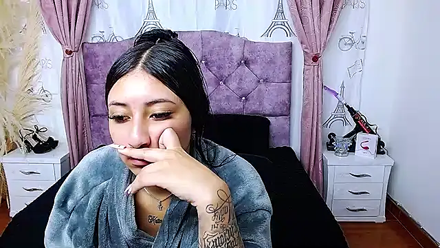 Wendy-13 online show from 10-21-25, 11:22