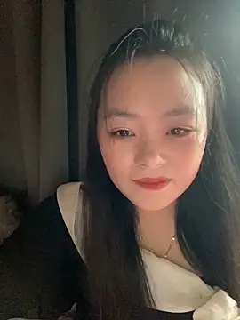 Julia-Elsa online show from 09-11-25, 04:23