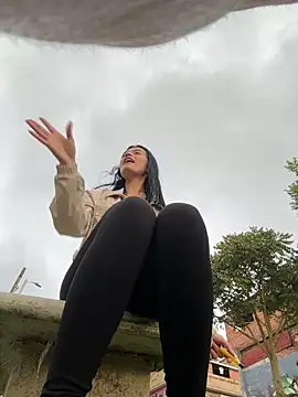 LiaCollings online show from 11-04-25, 08:52