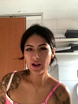 mrskarmaa online show from 12-14-25, 02:11