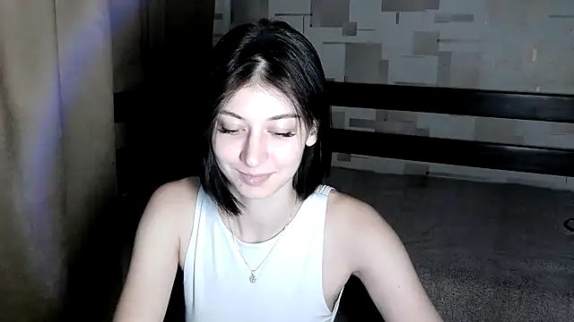 Snapshot of AiryR chatting on 09-24-25, 02:20 AiryR online show from 09-24-25, 02:20