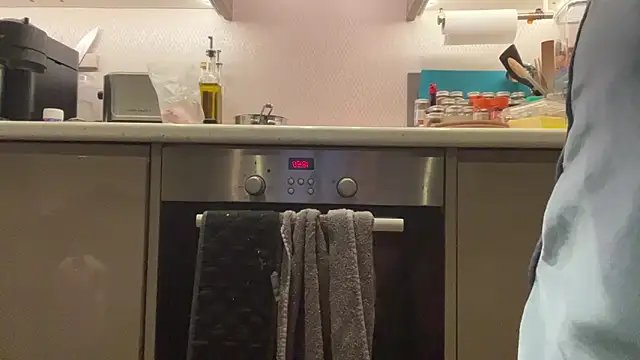 CelineLuxe online show from 09-28-25, 05:51