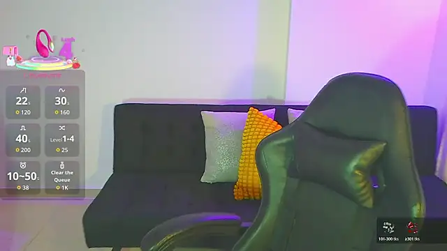 Snapshot of Yulienneg chatting on 02-15-26, 12:18 Yulienneg online show from 02-15-26, 12:18