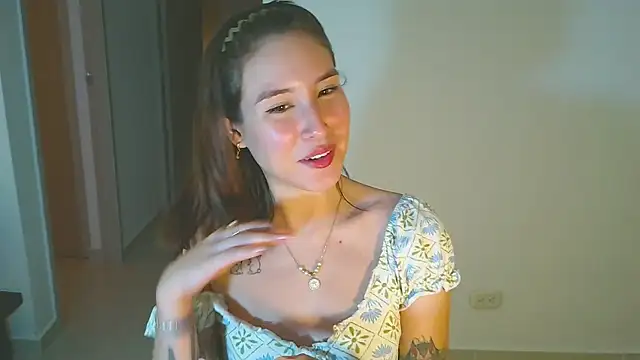 Yulienneg online show from 04-02-26, 01:25