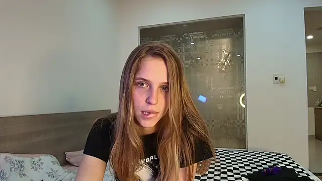 littlemolly11 online show from 09-26-25, 03:16