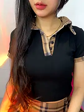 Snapshot of Sexlove_bb chatting on 11-07-25, 04:45 Sexlove bb online show from 11-07-25, 04:45