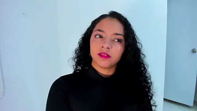 Snapshot of Angellit_Afrodita_ chatting on 12-20-25, 11:28 Angellit Afrodita online show from 12-20-25, 11:28