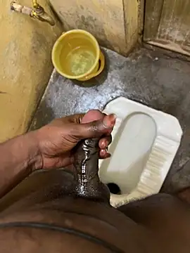 Snapshot of mrsaihotguy chatting on 10-16-25, 02:56 mrsaihotguy online show from 10-16-25, 02:56