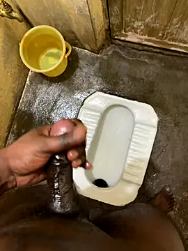 Snapshot of mrsaihotguy chatting on 12-15-25, 03:22 mrsaihotguy online show from 12-15-25, 03:22