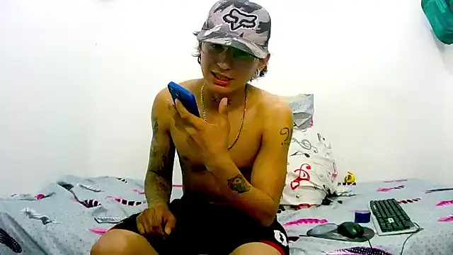 Ebebyjuan online show from 06-30-26, 12:22