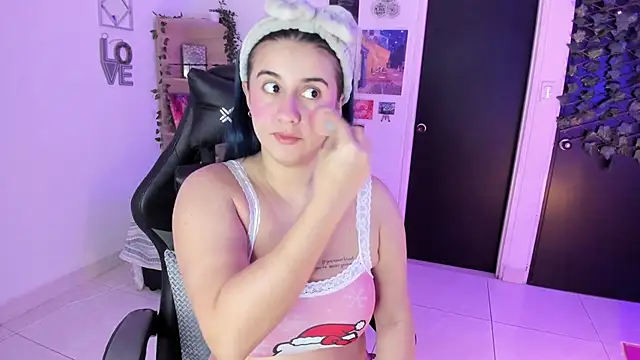 Lana Herondale online show from 12-05-25, 09:29