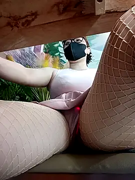 Bonnie-2k online show from 11-01-25, 06:04