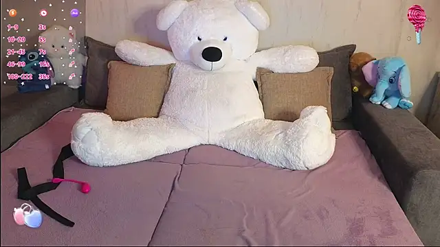 Snapshot of Rosaline_lov chatting on 10-09-25, 04:49 Rosaline lov online show from 10-09-25, 04:49