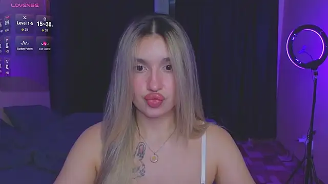 RoxyChill online show from 09-12-25, 07:47