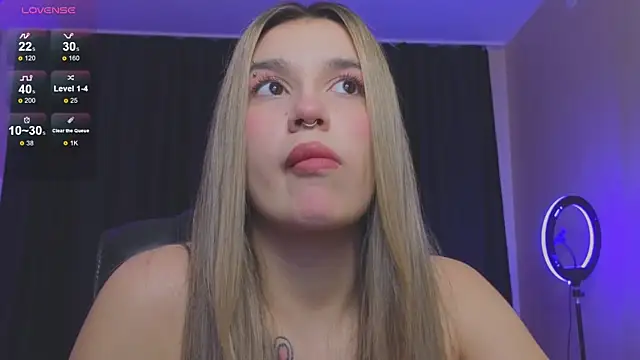 RoxyChill online show from 10-31-25, 08:32