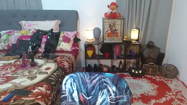 Snapshot of LustfullVelindaks chatting on 10-10-25, 09:08 LustfullVelindaks online show from 10-10-25, 09:08