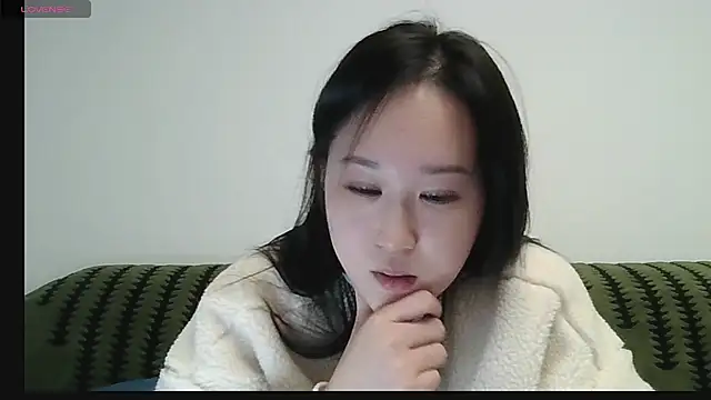 Snapshot of Belinda66 chatting on 11-21-25, 02:49 Belinda66 online show from 11-21-25, 02:49