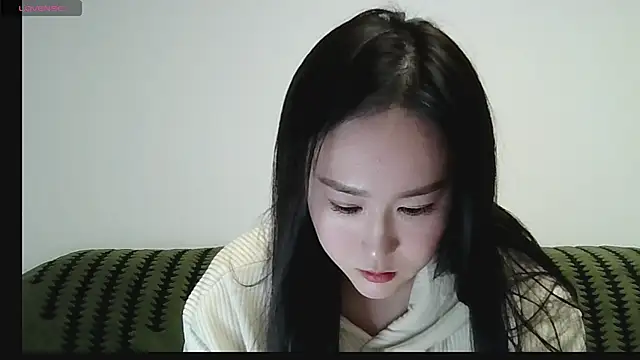 Snapshot of Belinda66 chatting on 11-27-25, 02:41 Belinda66 online show from 11-27-25, 02:41