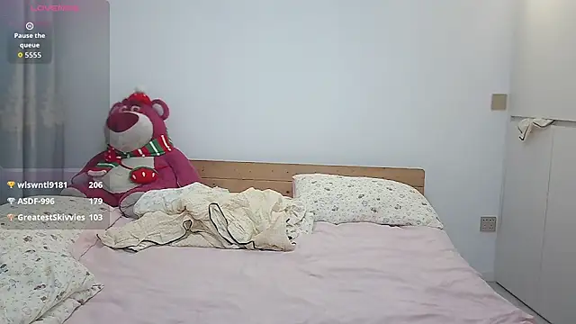Belinda66 online show from 05-26-26, 12:12