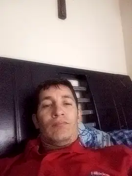 Snapshot of Chis14A chatting on 03-04-26, 08:04 Chis14A online show from 03-04-26, 08:04