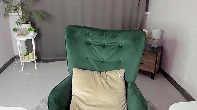 cute luucy online show from 01-19-26, 04:05