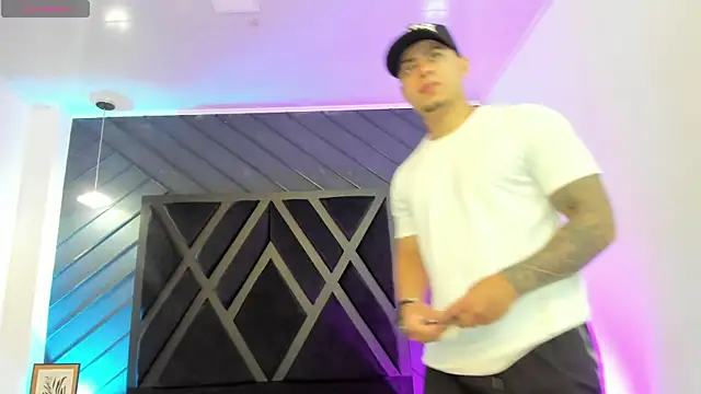 marco garciia  online show from 12-04-25, 11:13