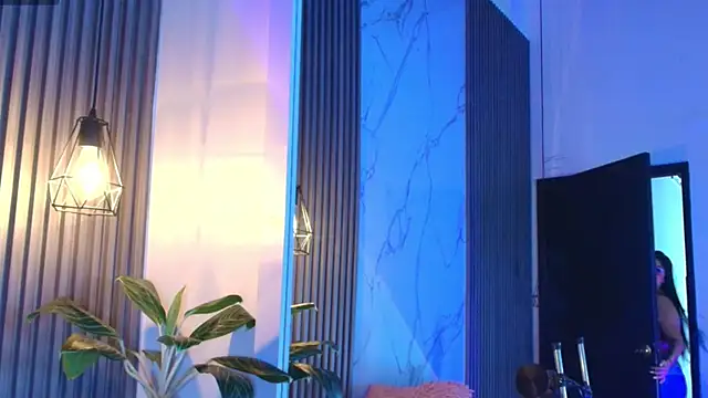 Snapshot of Cherry__blossom18 chatting on 11-27-25, 11:12 Cherry blossom18 online show from 11-27-25, 11:12