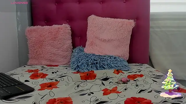 Veronica mellerr online show from 12-20-25, 03:41