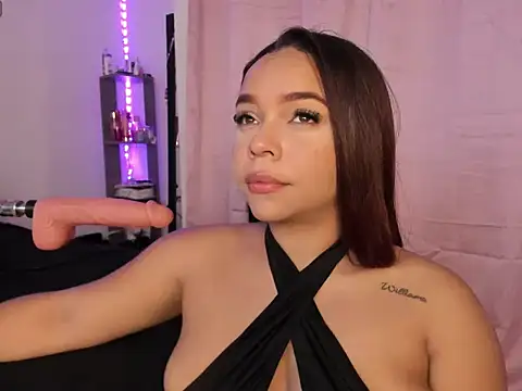 ImSofiVega online show from 10-20-25, 04:29