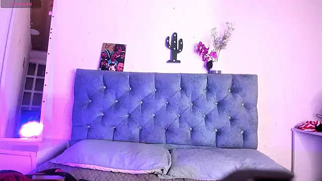 Snapshot of Tommy_Lovee chatting on 12-03-25, 03:47 Tommy Lovee online show from 12-03-25, 03:47