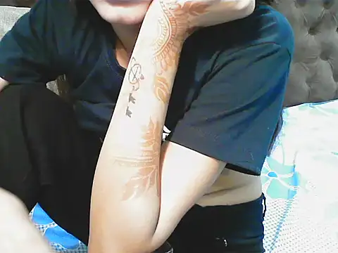 elize   online show from 09-23-25, 02:20