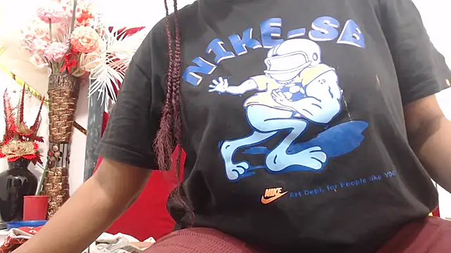 AmbarSmit online show from 11-16-25, 01:17