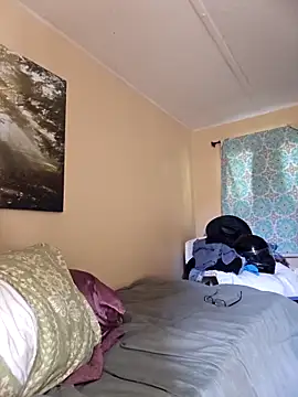 Snapshot of sethdarby chatting on 09-10-25, 02:28 sethdarby online show from 09-10-25, 02:28