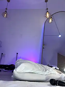 hade rosse online show from 11-09-25, 01:04